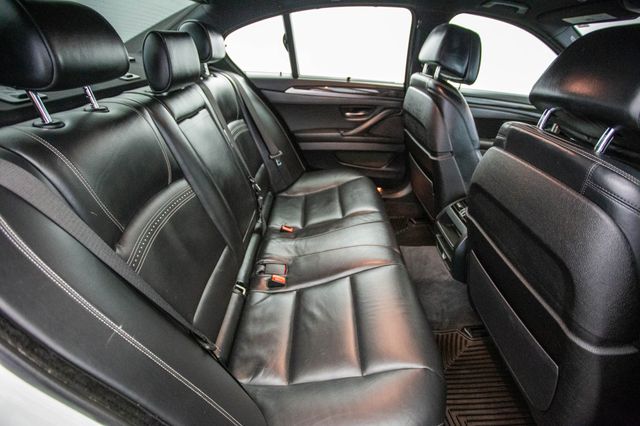 2016 BMW 5 Series 535i - 22946516 - 25