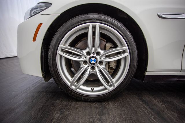 2016 BMW 5 Series 535i - 22946516 - 42