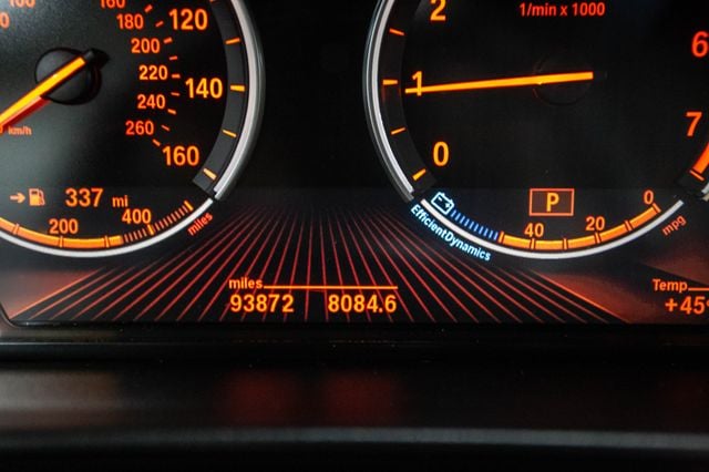 2016 BMW 5 Series 535i - 22946516 - 4