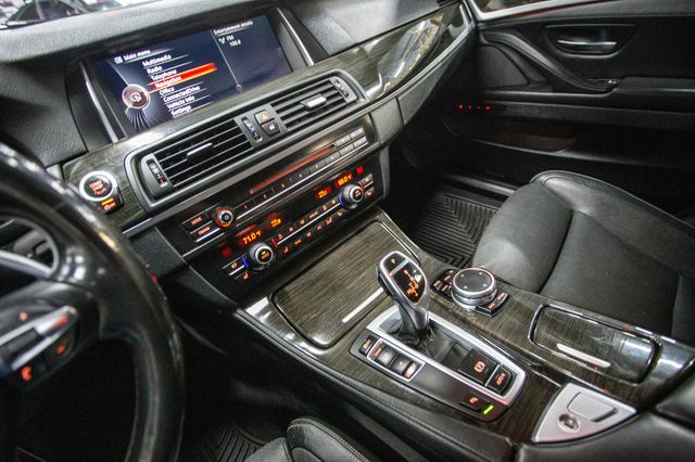2016 BMW 5 Series 535i - 22946516 - 5
