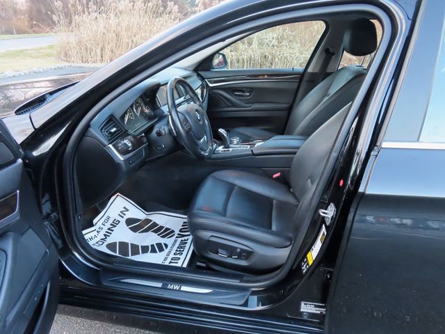 2016 BMW 5 Series 535i xDrive - 22947945 - 20