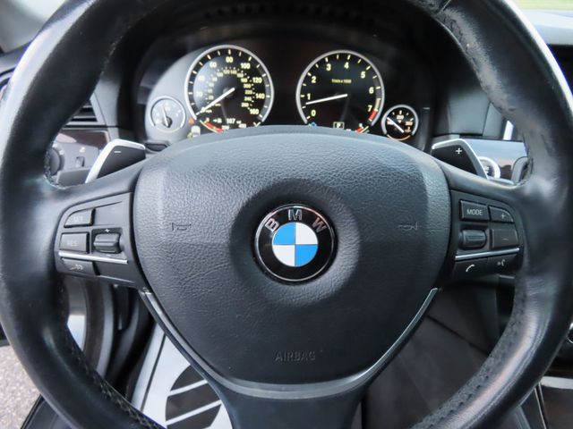 2016 BMW 5 Series 535i xDrive - 22947945 - 38