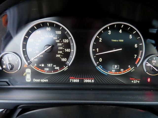 2016 BMW 5 Series 535i xDrive - 22947945 - 39