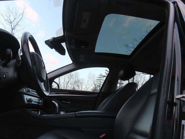 2016 BMW 5 Series 535i xDrive - 22947945 - 41