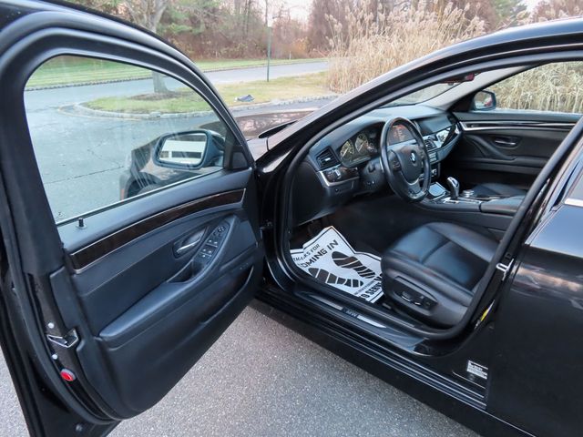 2016 BMW 5 Series 535i xDrive - 22947945 - 4
