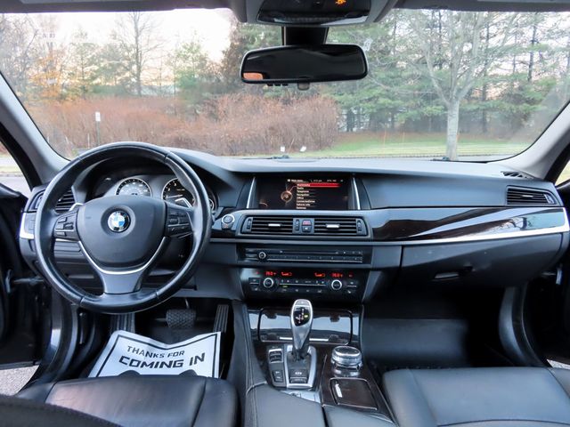 2016 BMW 5 Series 535i xDrive - 22947945 - 5