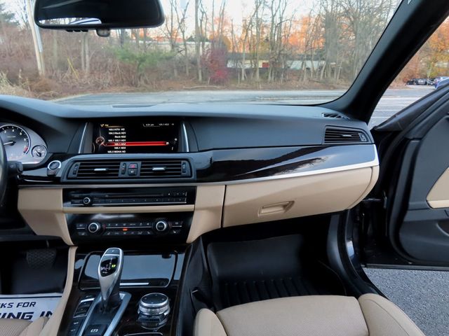 2016 BMW 5 Series 535i xDrive - 22952596 - 33
