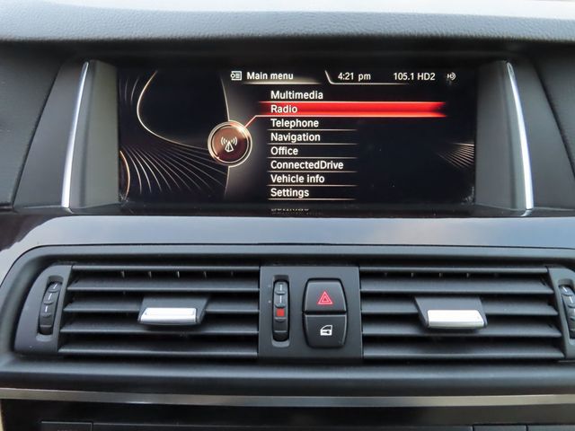 2016 BMW 5 Series 535i xDrive - 22952596 - 36