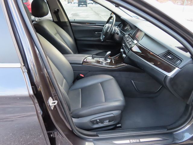 2016 BMW 5 Series 535i xDrive - 22967958 - 23