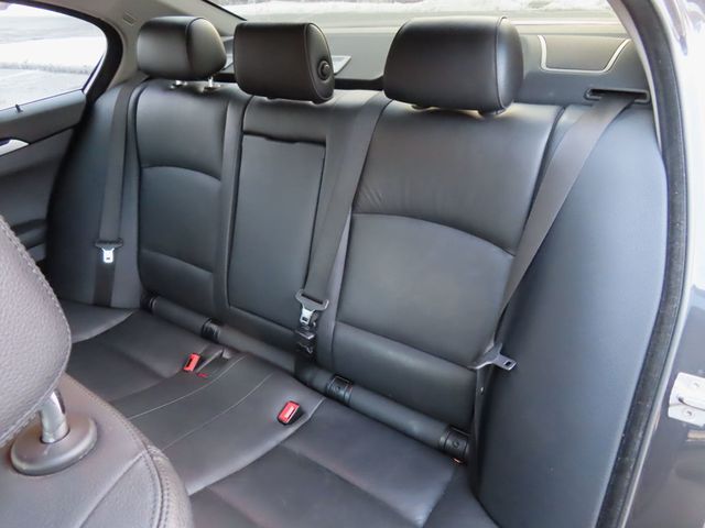 2016 BMW 5 Series 535i xDrive - 22967958 - 29