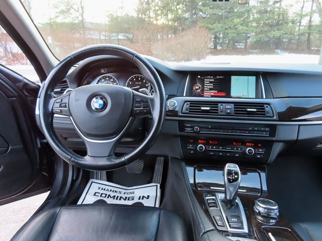 2016 BMW 5 Series 535i xDrive - 22967958 - 30