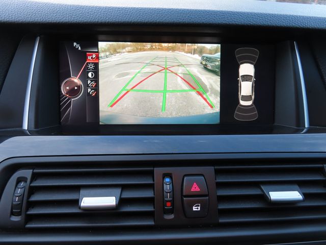 2016 BMW 5 Series 535i xDrive - 22967958 - 35