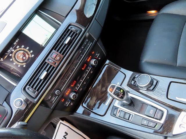 2016 BMW 5 Series 535i xDrive - 22967958 - 37