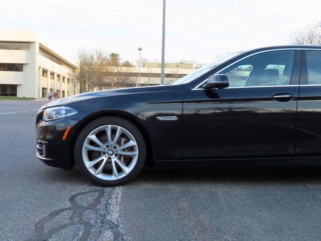 2016 BMW 5 Series 535i xDrive - 23009535 - 10