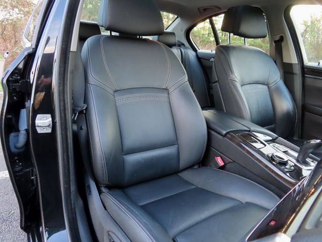 2016 BMW 5 Series 535i xDrive - 23009535 - 25