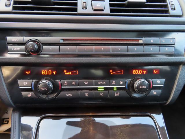 2016 BMW 5 Series 535i xDrive - 23009535 - 40