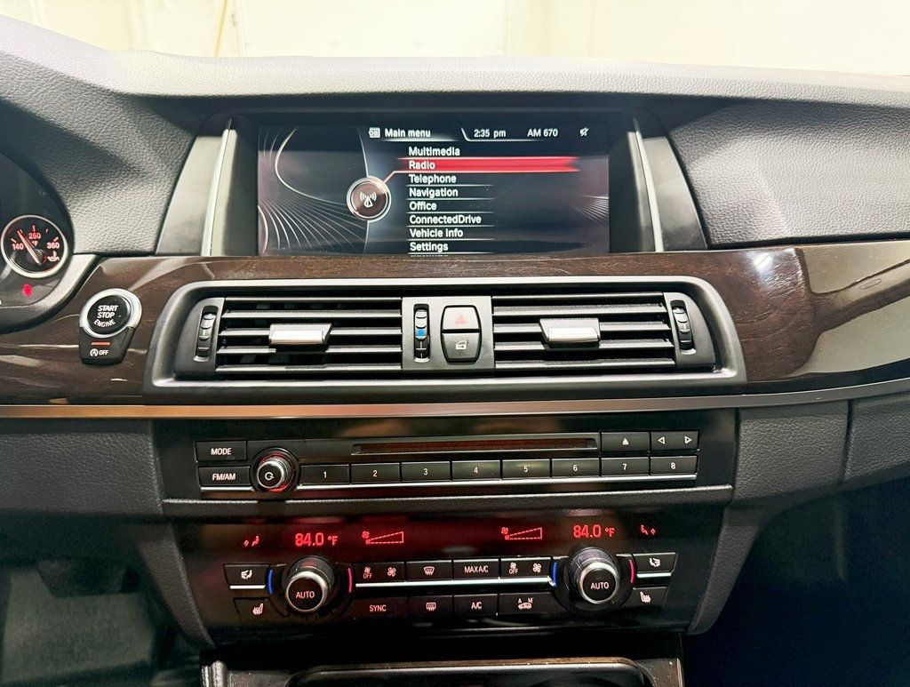 2016 BMW 5 Series 535i xDrive - 22929068 - 18