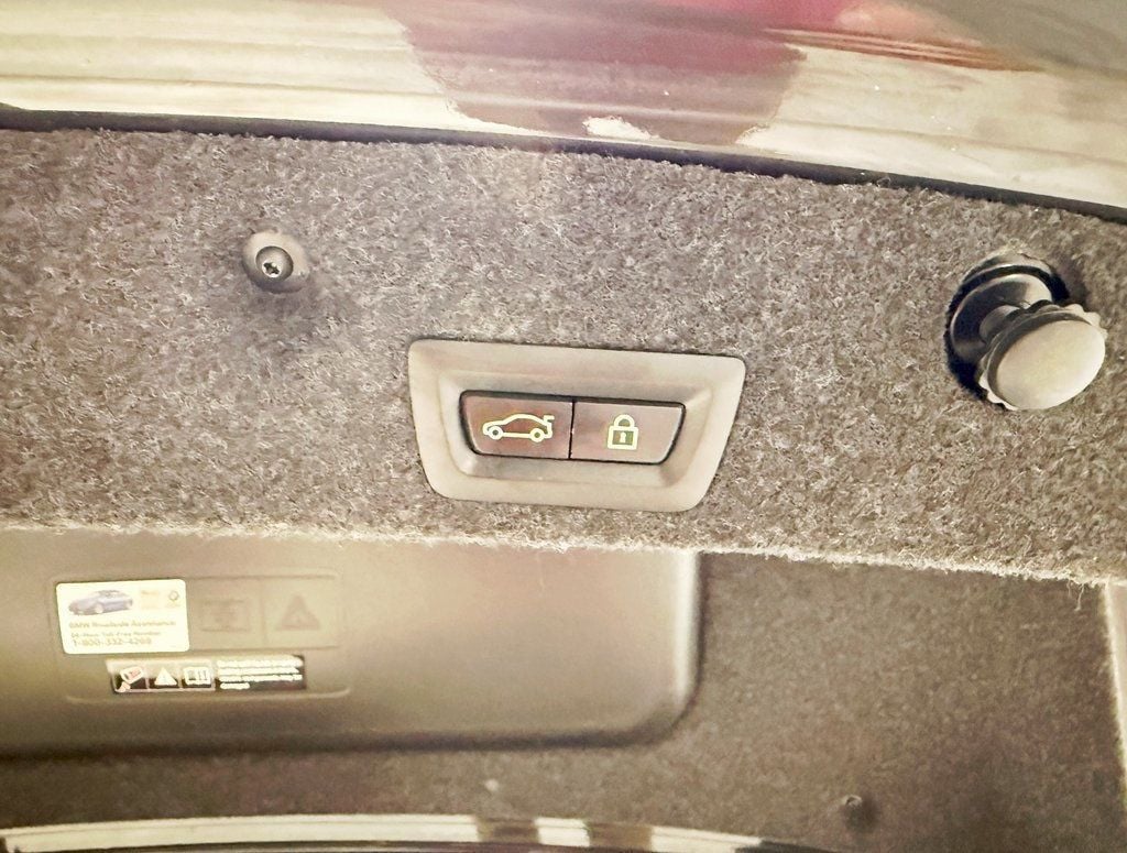 2016 BMW 5 Series 535i xDrive - 22929068 - 44