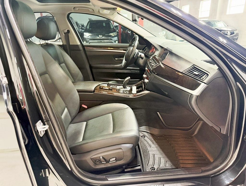 2016 BMW 5 Series 535i xDrive - 22929068 - 47