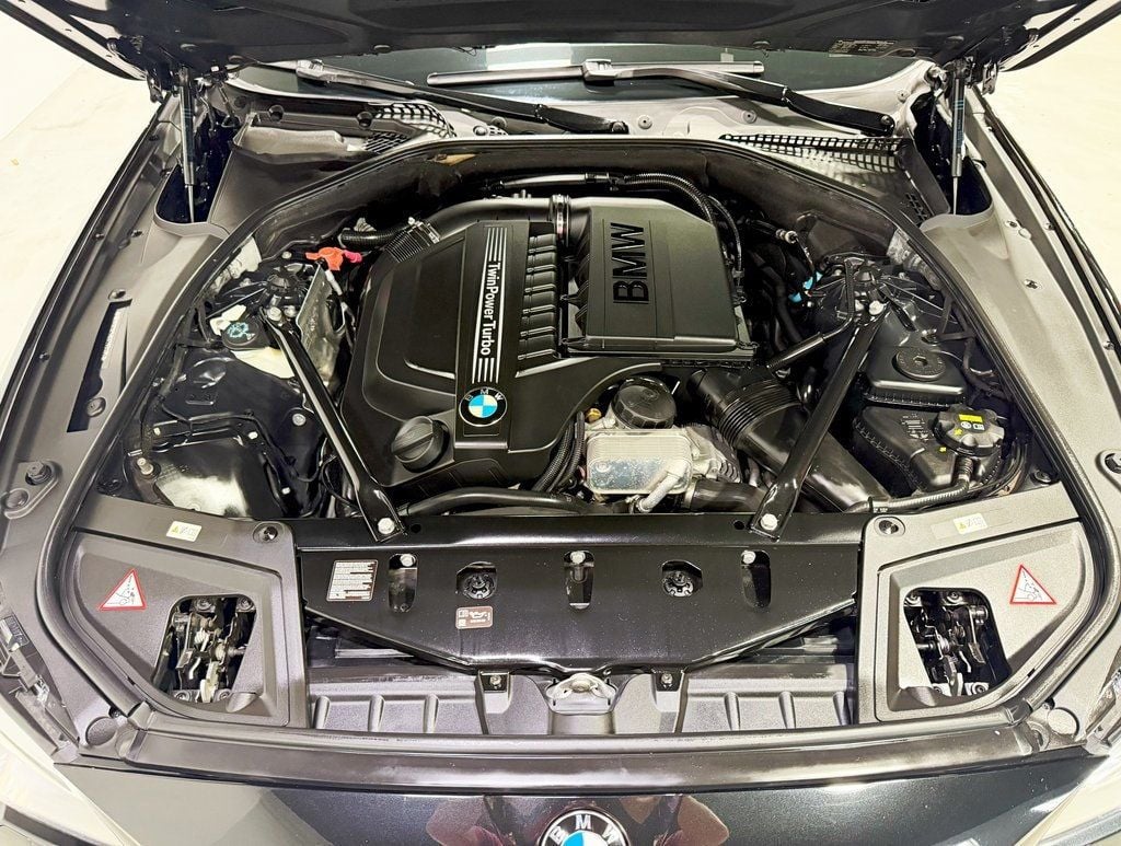 2016 BMW 5 Series 535i xDrive - 22929068 - 49