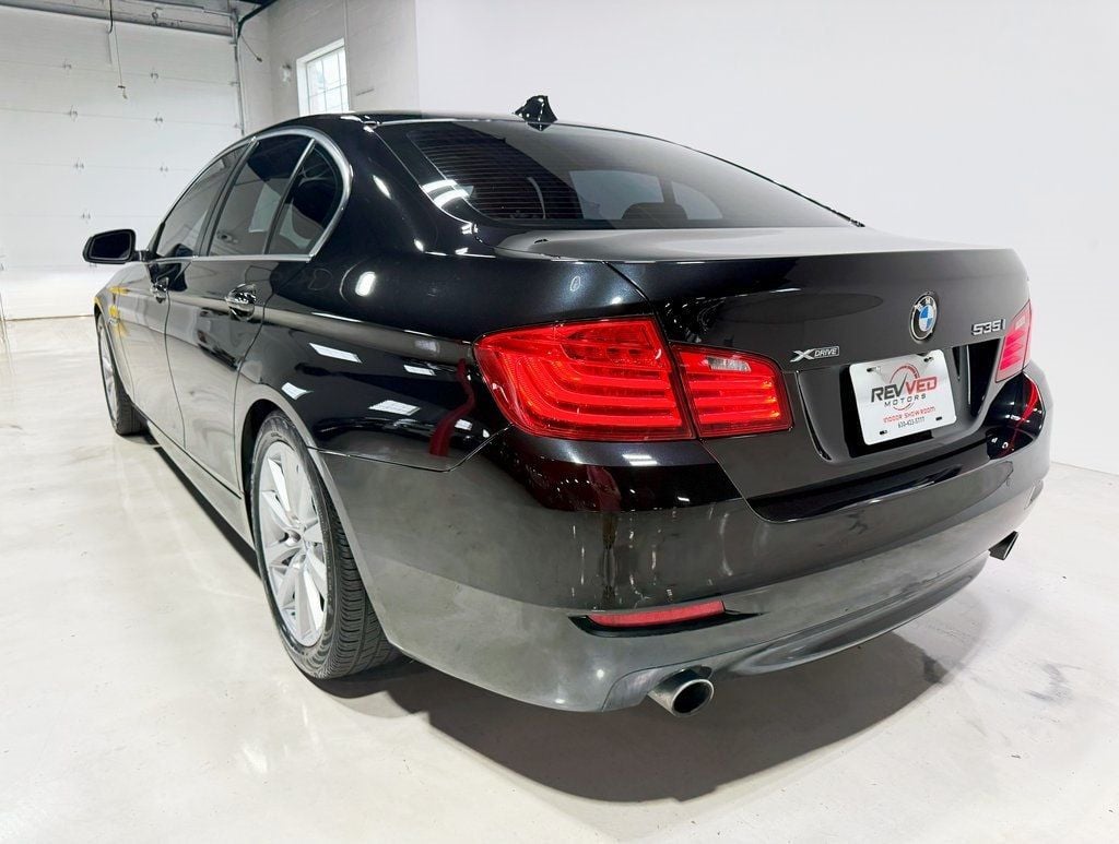 2016 BMW 5 Series 535i xDrive - 22929068 - 7