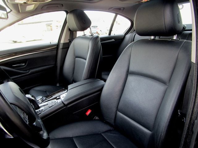 2016 BMW 5 Series 535i xDrive - 22960767 - 15