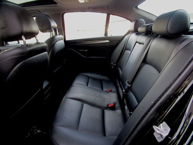 2016 BMW 5 Series 535i xDrive - 22960767 - 17