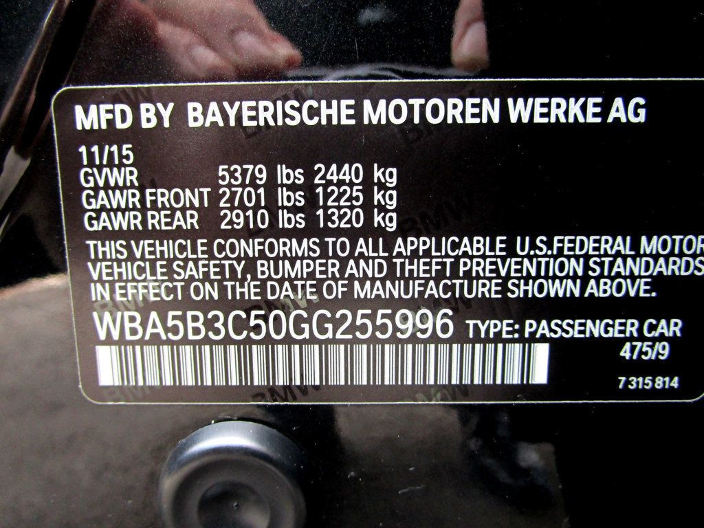 2016 BMW 5 Series 535i xDrive - 22960767 - 35