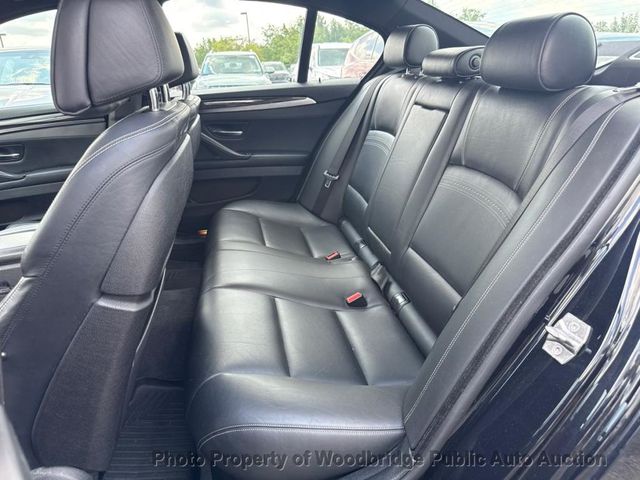 2016 BMW 5 Series 550i xDrive - 23048271 - 6