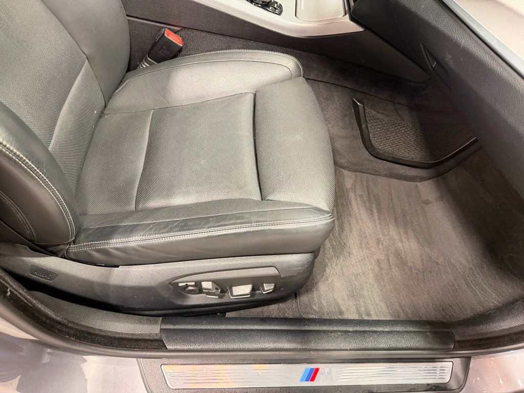 2016 BMW 5 Series 550i xDrive - 23021423 - 19