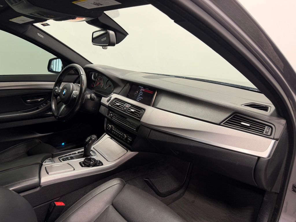 2016 BMW 5 Series 550i xDrive - 23021423 - 22