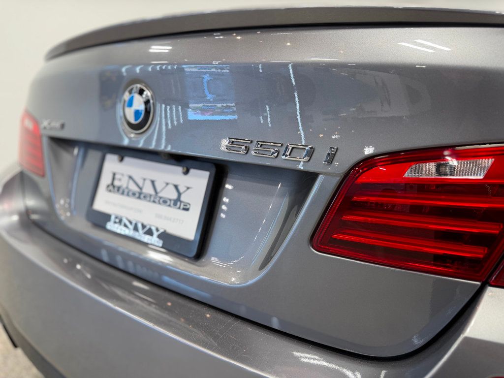 2016 BMW 5 Series 550i xDrive - 23021423 - 28