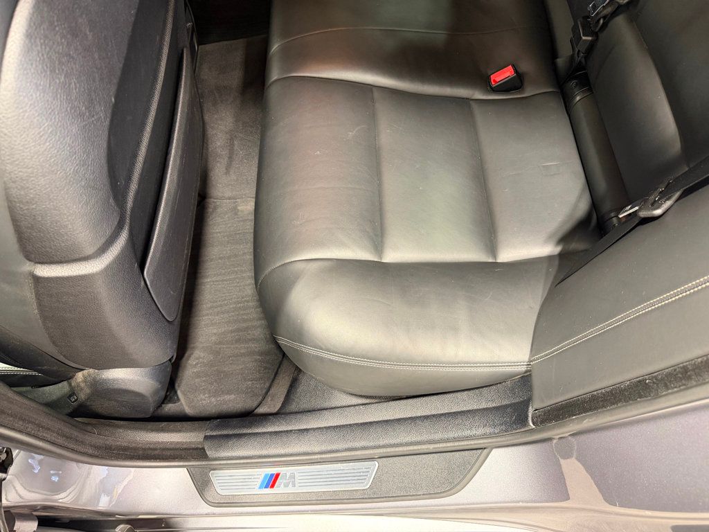 2016 BMW 5 Series 550i xDrive - 23021423 - 30