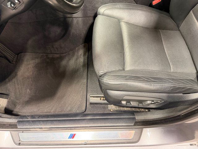 2016 BMW 5 Series 550i xDrive - 23021423 - 41