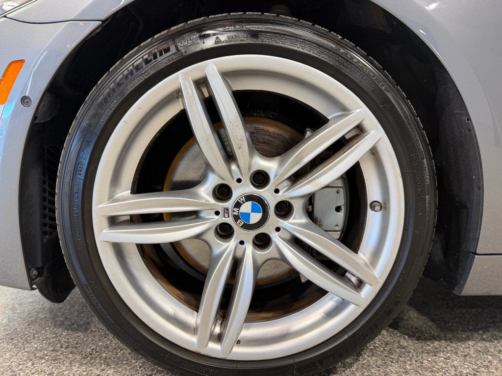 2016 BMW 5 Series 550i xDrive - 23021423 - 49