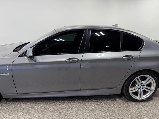 2016 BMW 5 Series 550i xDrive - 23021423 - 52