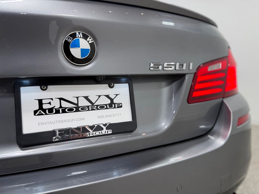 2016 BMW 5 Series 550i xDrive - 23021423 - 55