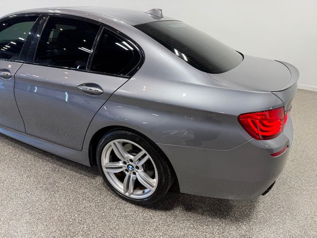 2016 BMW 5 Series 550i xDrive - 23021423 - 57