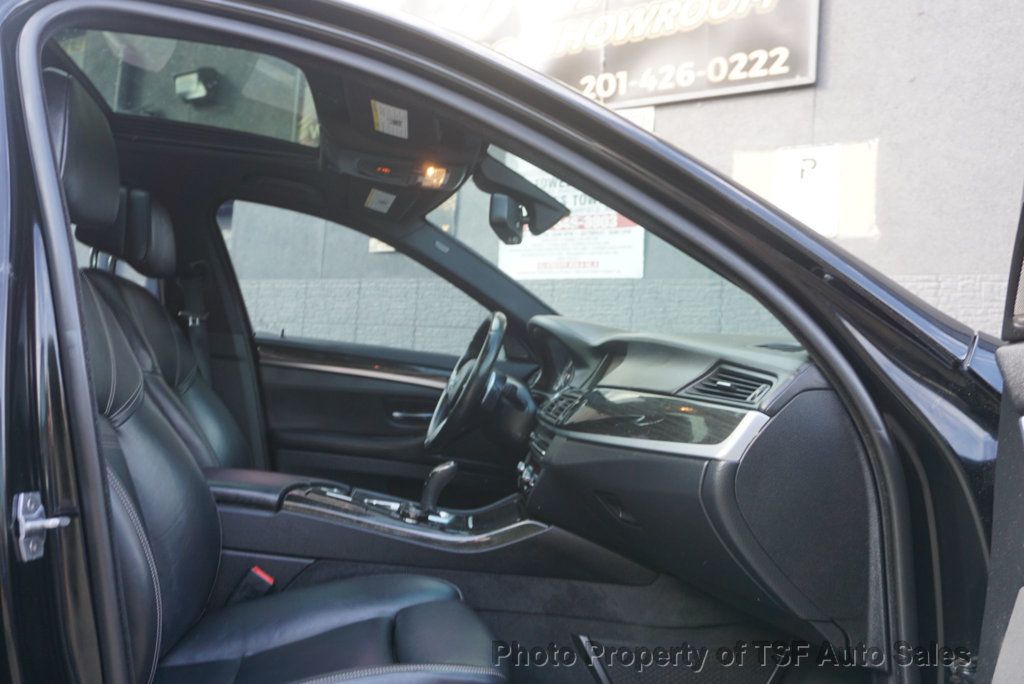 2016 BMW 5 Series 550i xDrive M SPORT/DRIVER ASSIST/COLD WEATHER/HUD LOADED!!!! - 23039716 - 10