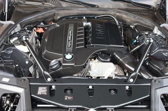 2016 BMW 5-Series 535i - 23016790 - 9