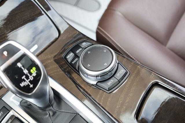 2016 BMW 5-Series 535i - 23016790 - 40