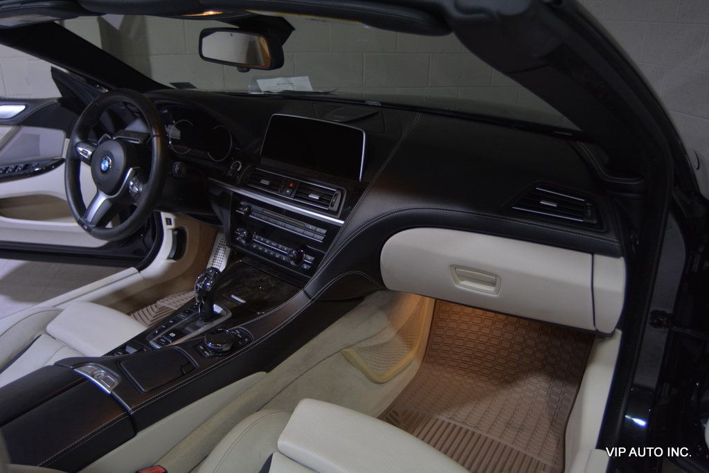 2016 BMW 6 Series 650i xDrive - 22902726 - 17
