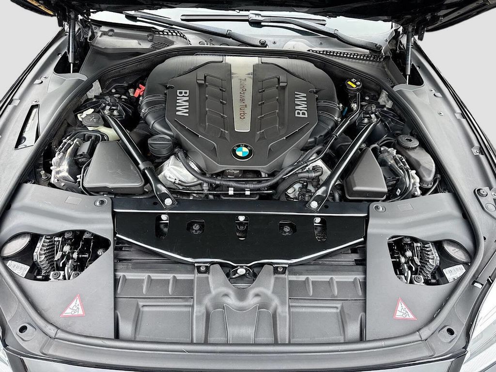 2016 BMW 6 Series 650i xDrive Gran Coupe - 22969605 - 3