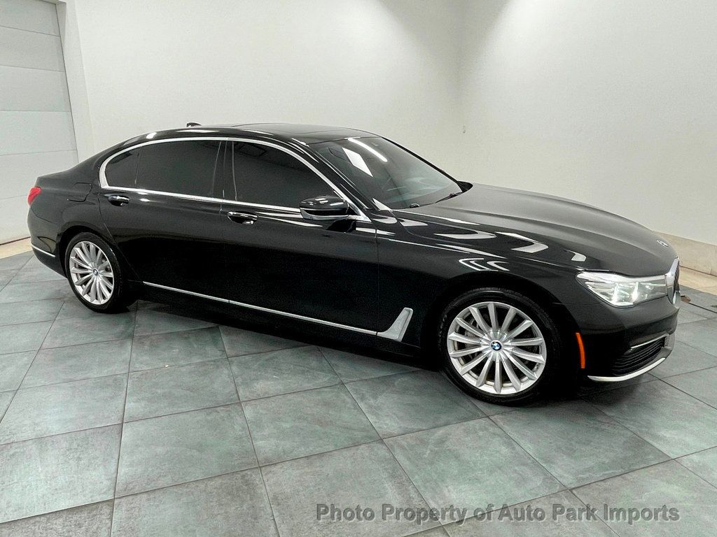 2016 BMW 7 Series 740i - 21356351 - 9
