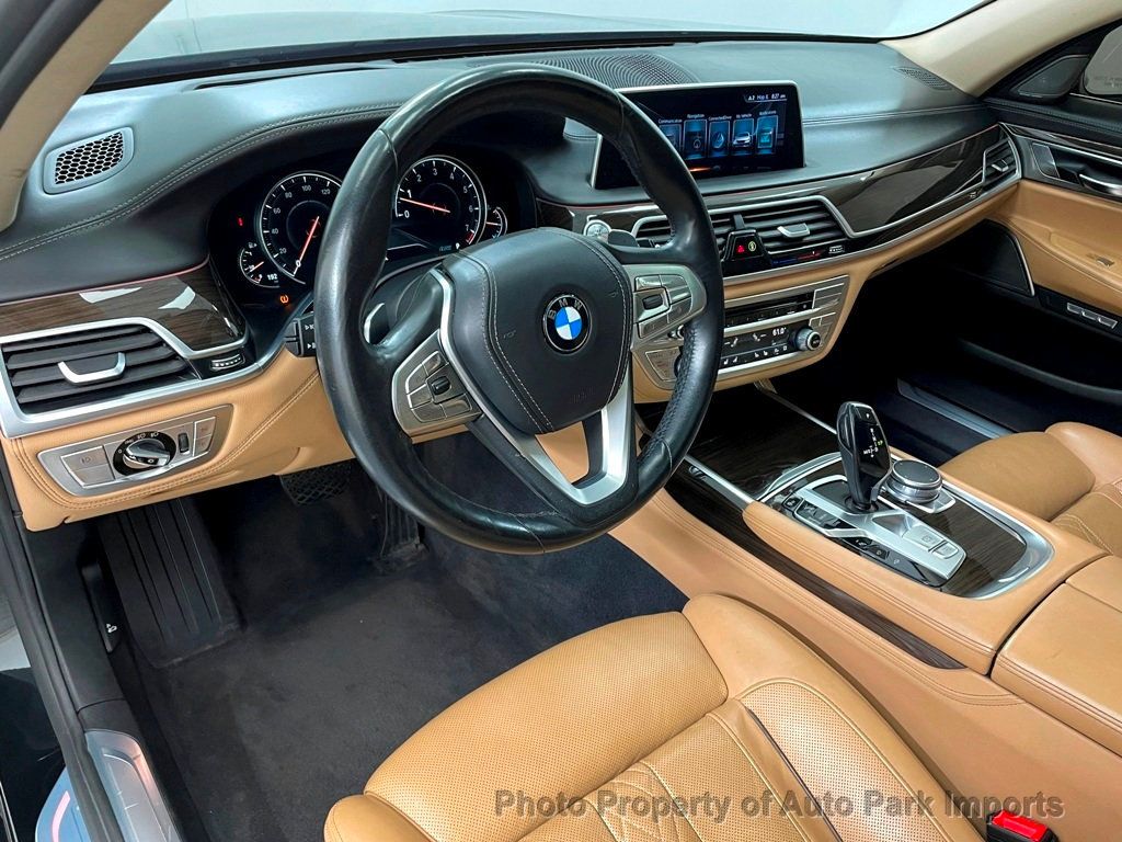 2016 BMW 7 Series 740i - 21356351 - 21
