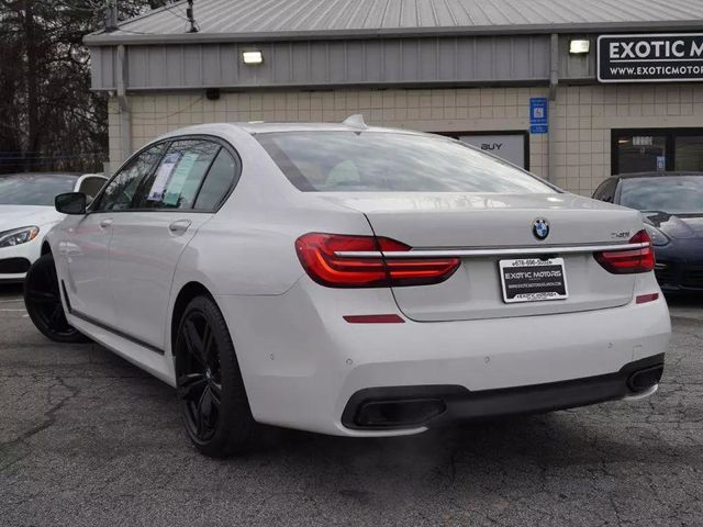 2016 BMW 7 Series 740i - 22581914 - 10