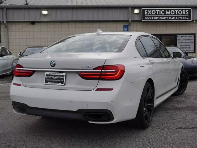 2016 BMW 7 Series 740i - 22581914 - 12