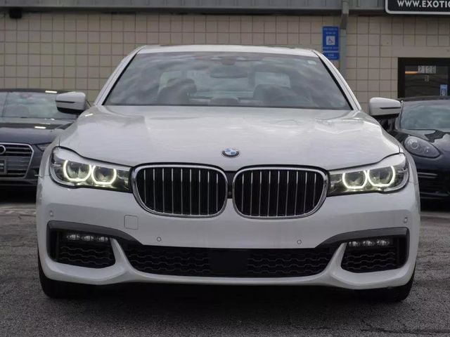 2016 BMW 7 Series 740i - 22581914 - 3