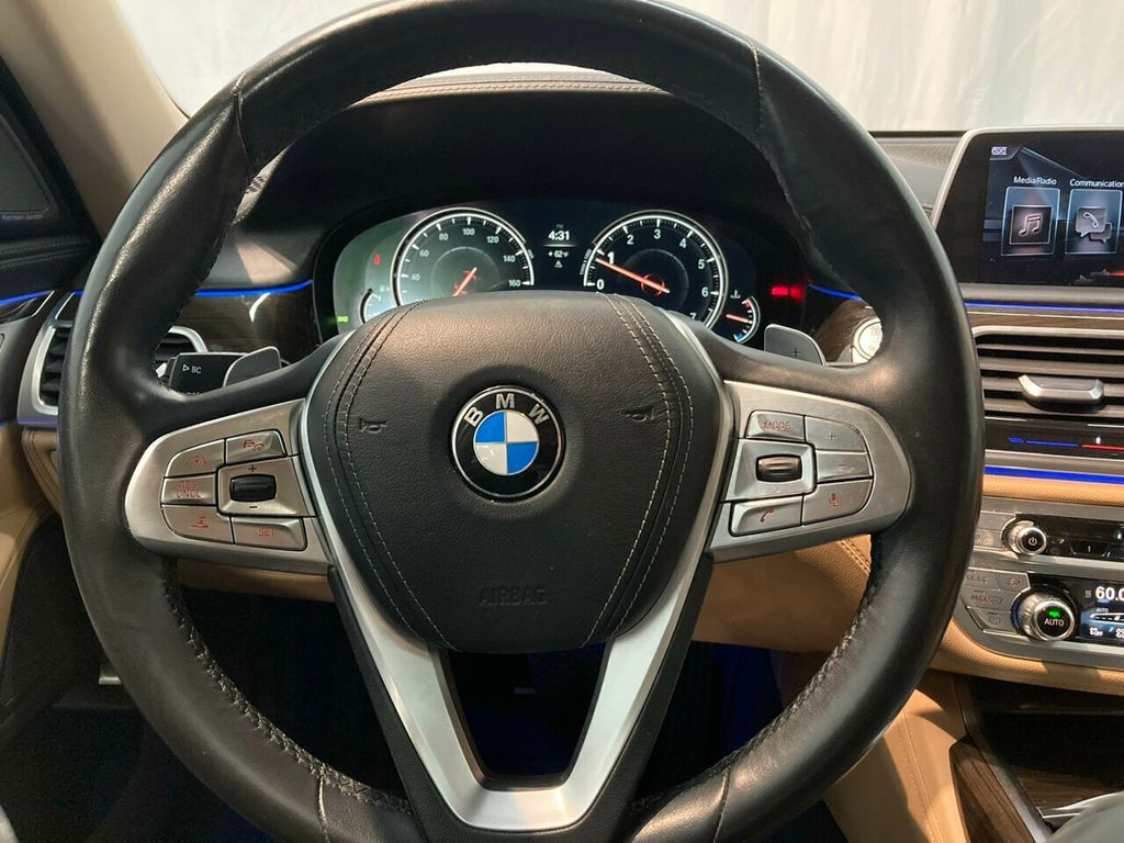 2016 BMW 7 Series 740i - 21682924 - 7