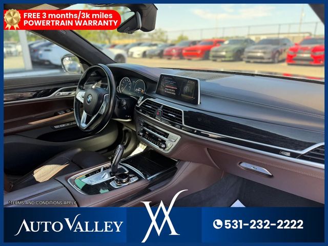 2016 BMW 7 Series 750i Sedan 4D - 23042888 - 20